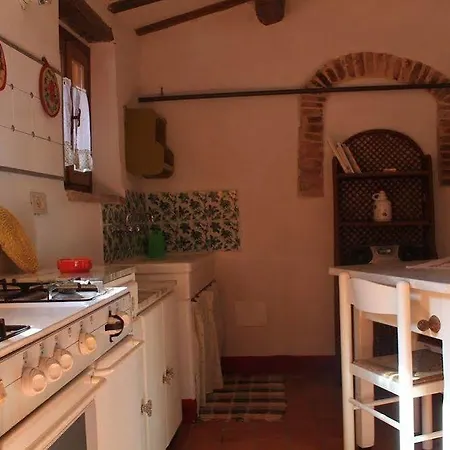 Borgo Bonaventura Parco Frasassi Bed & Breakfast 3*